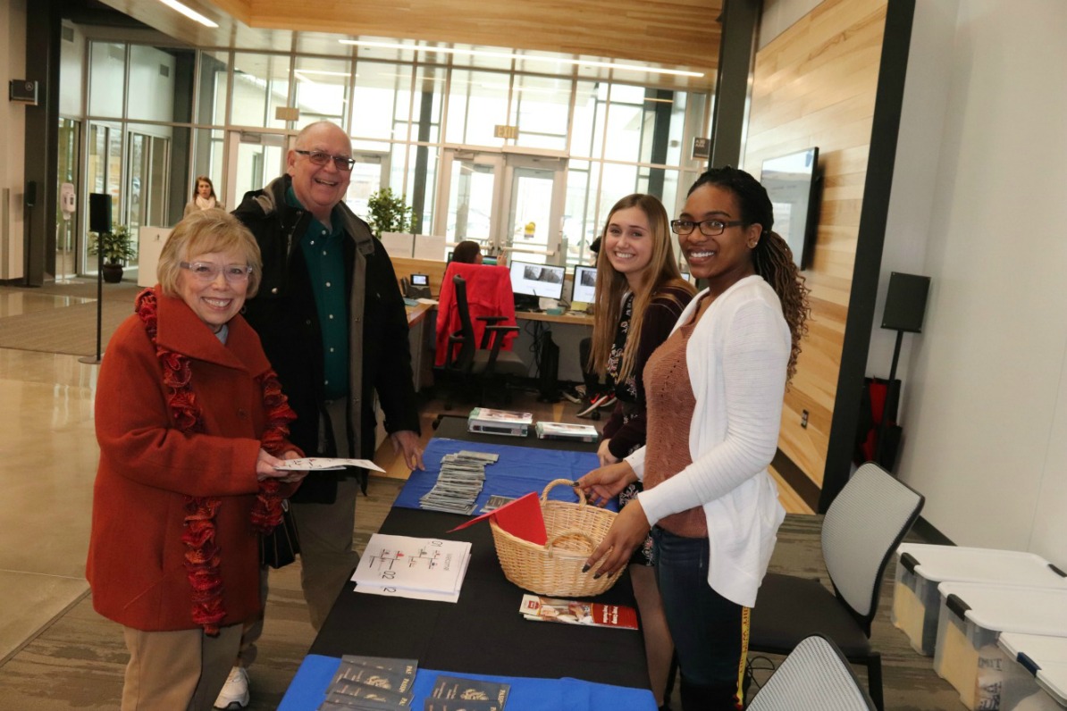 Community learns about international studies programs at networking event